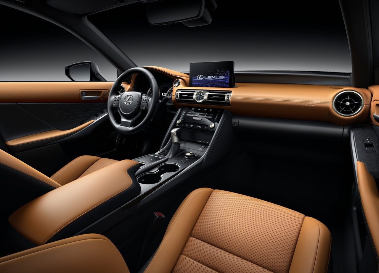 Lexus IS 300 Interior