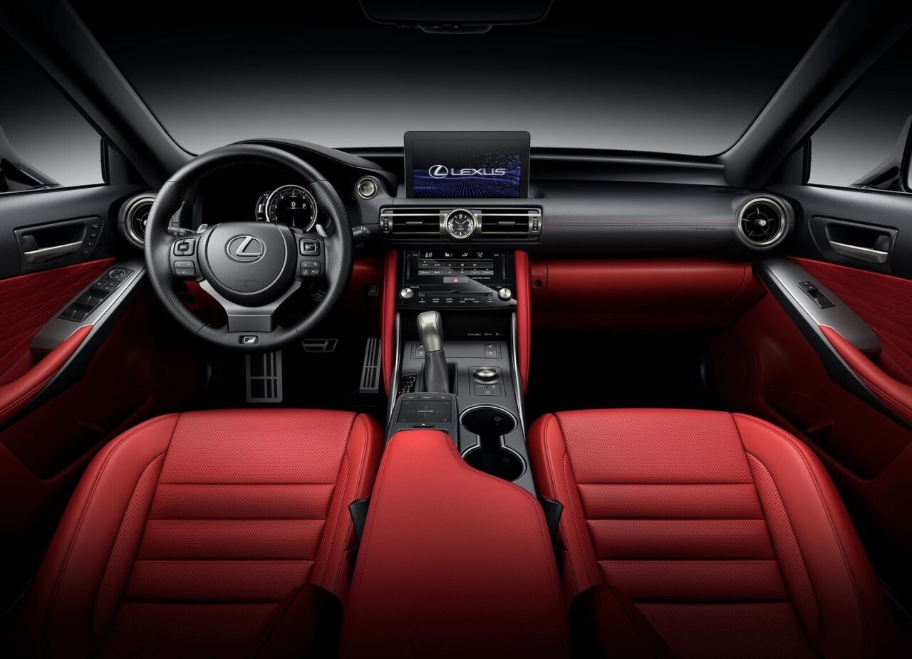 Lexus IS 300 Interior