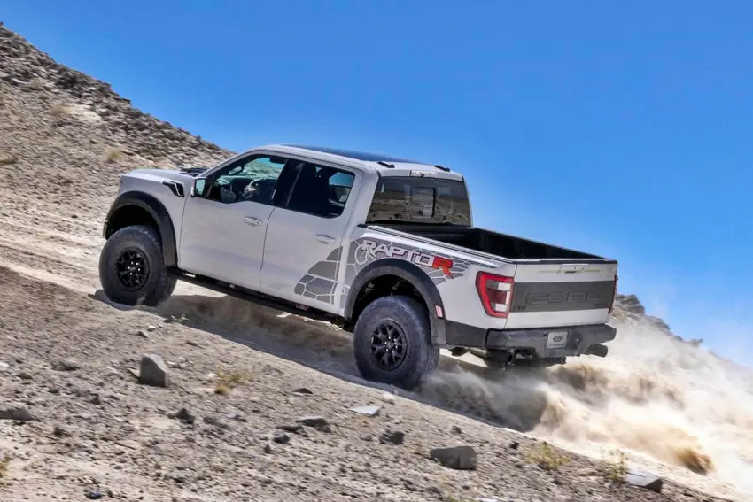 Ford Lobo Raptor R 2023