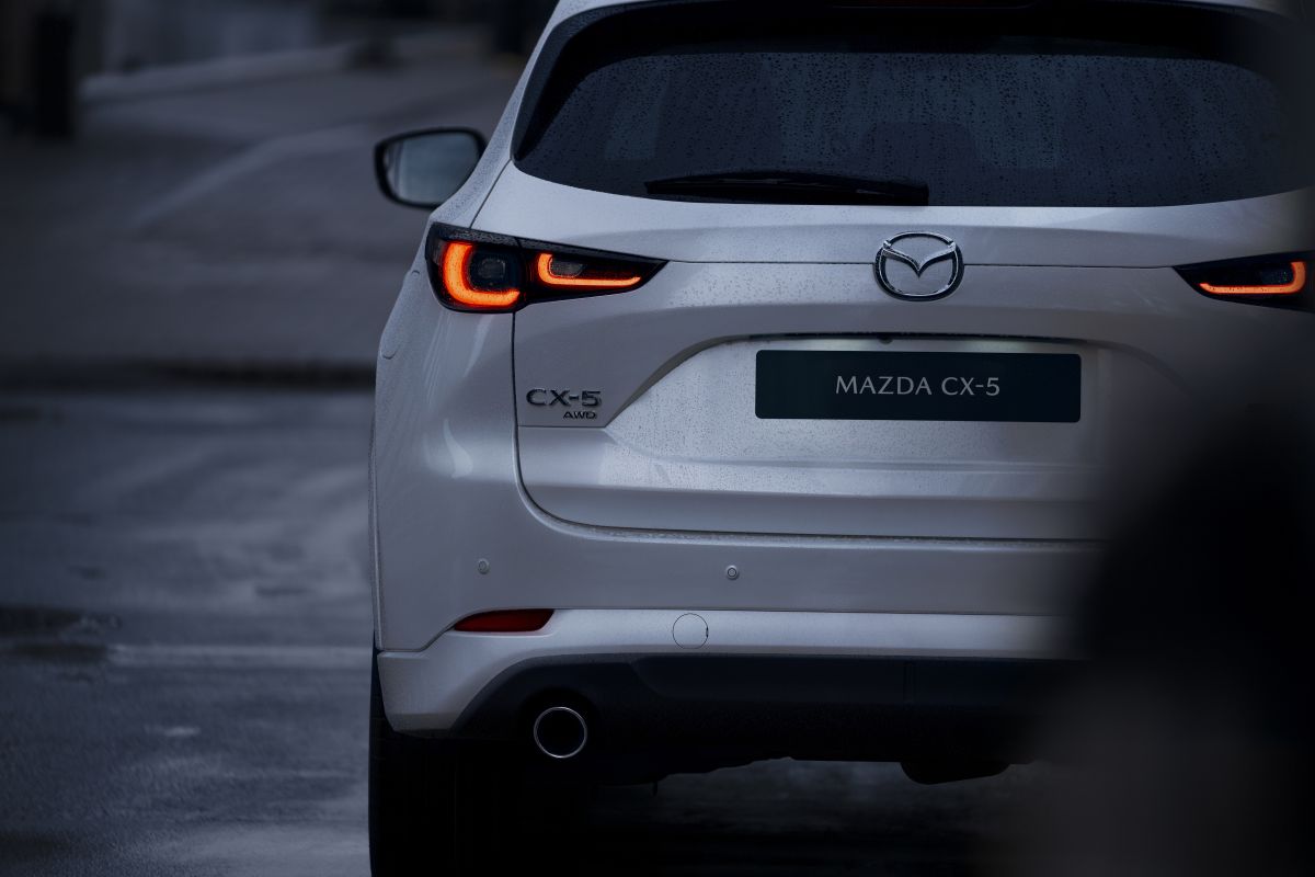 Mazda CX-5 Mild Hybrid atras