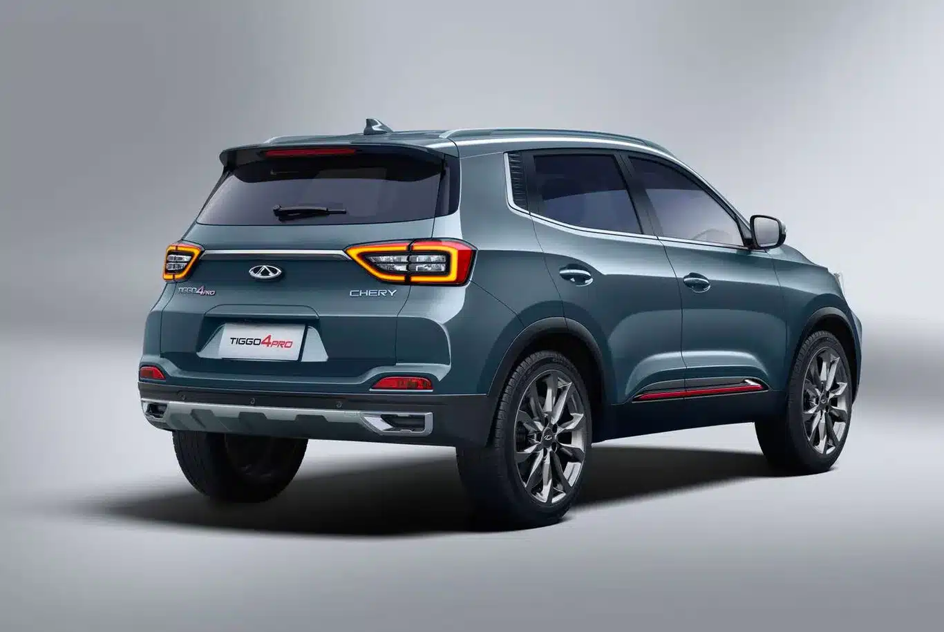 Chirey Tiggo 4 Pro atras