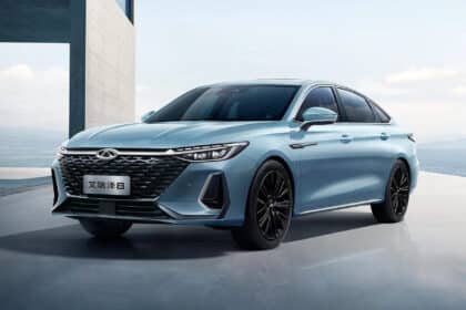 Chirey Arrizo 8 2024