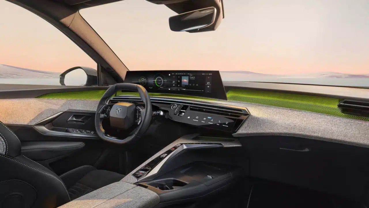 Peugeot 5008 2025 interior