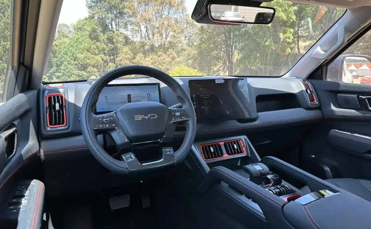 BYD Shark interior