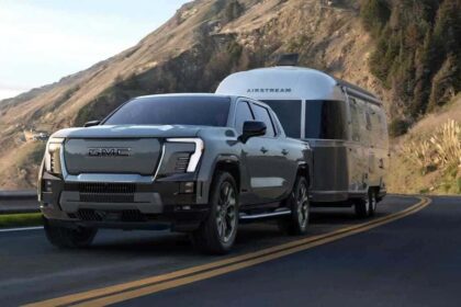 GMC Sierra Denali EV 2024