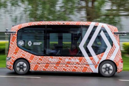 Renault Minibuses Completamente Autónomos