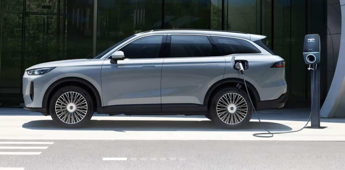 Chery Fulwin T9 vista lateral