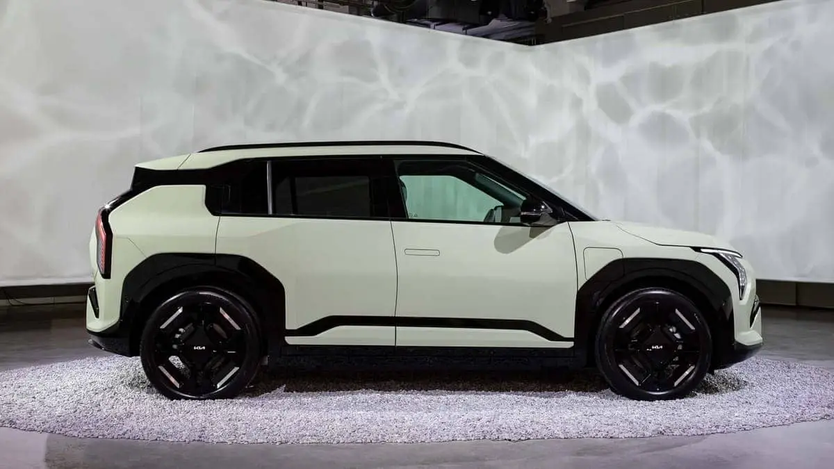Kia EV3 lateral