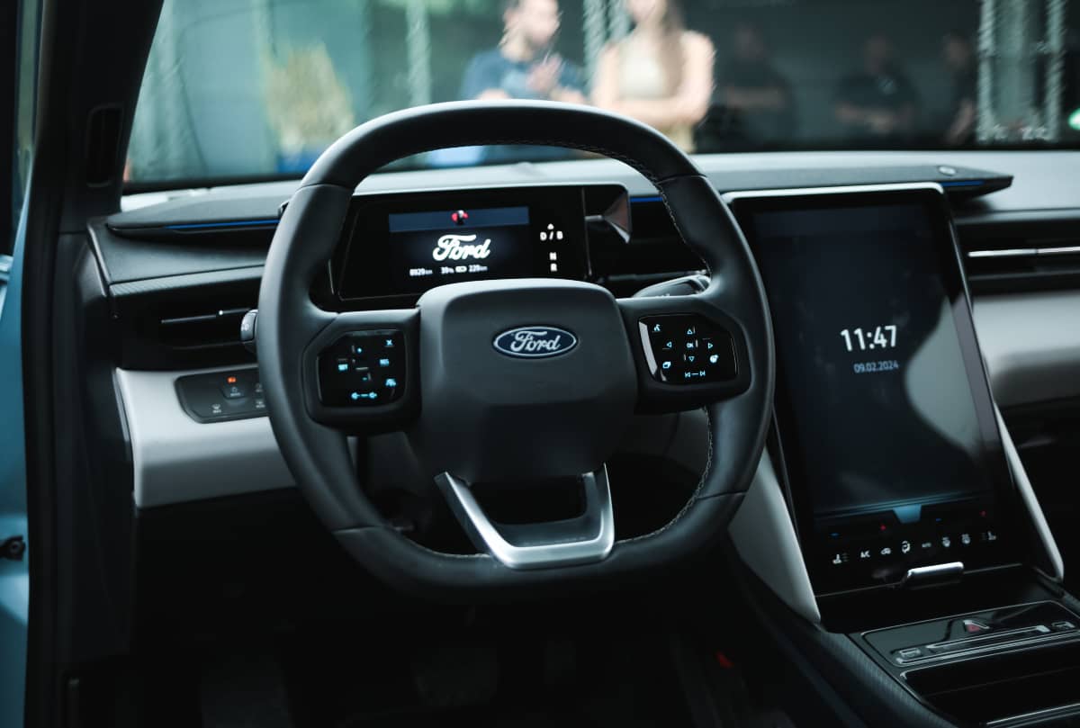 Ford Esplorer Eléctrico interior