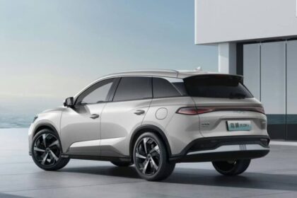 BYD Sealion 05 DM-i: Nuevo Crossover Híbrido Revelado en Imágenes