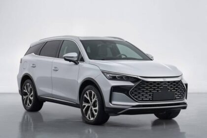 BYD Tang DM-i 2025: Quinta Generación del Sistema Híbrido Enchufable