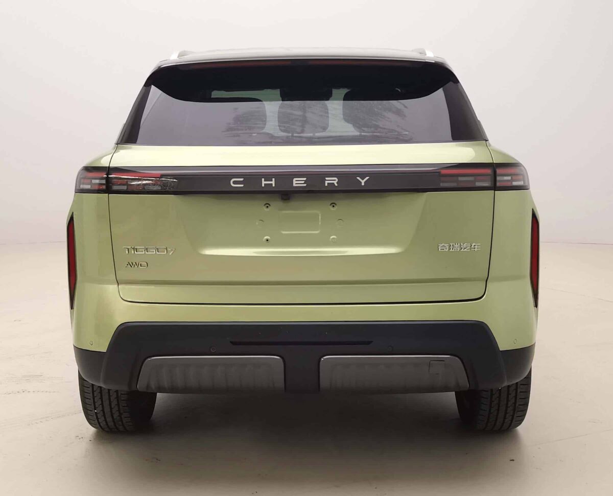 Chery Tiggo 7 Sport: Un Vistazo Detallado 2 Chery Tiggo 7 Sport por detras