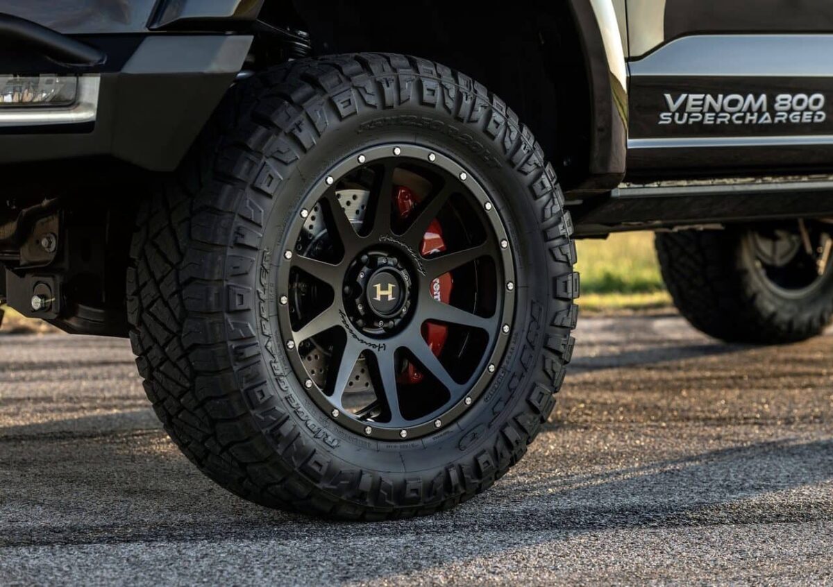 Hennessey Venom 800 F-150: ¿El Nuevo Rey de las Camionetas Todoterreno? 3 Hennessey Venom 800 F-150 rines