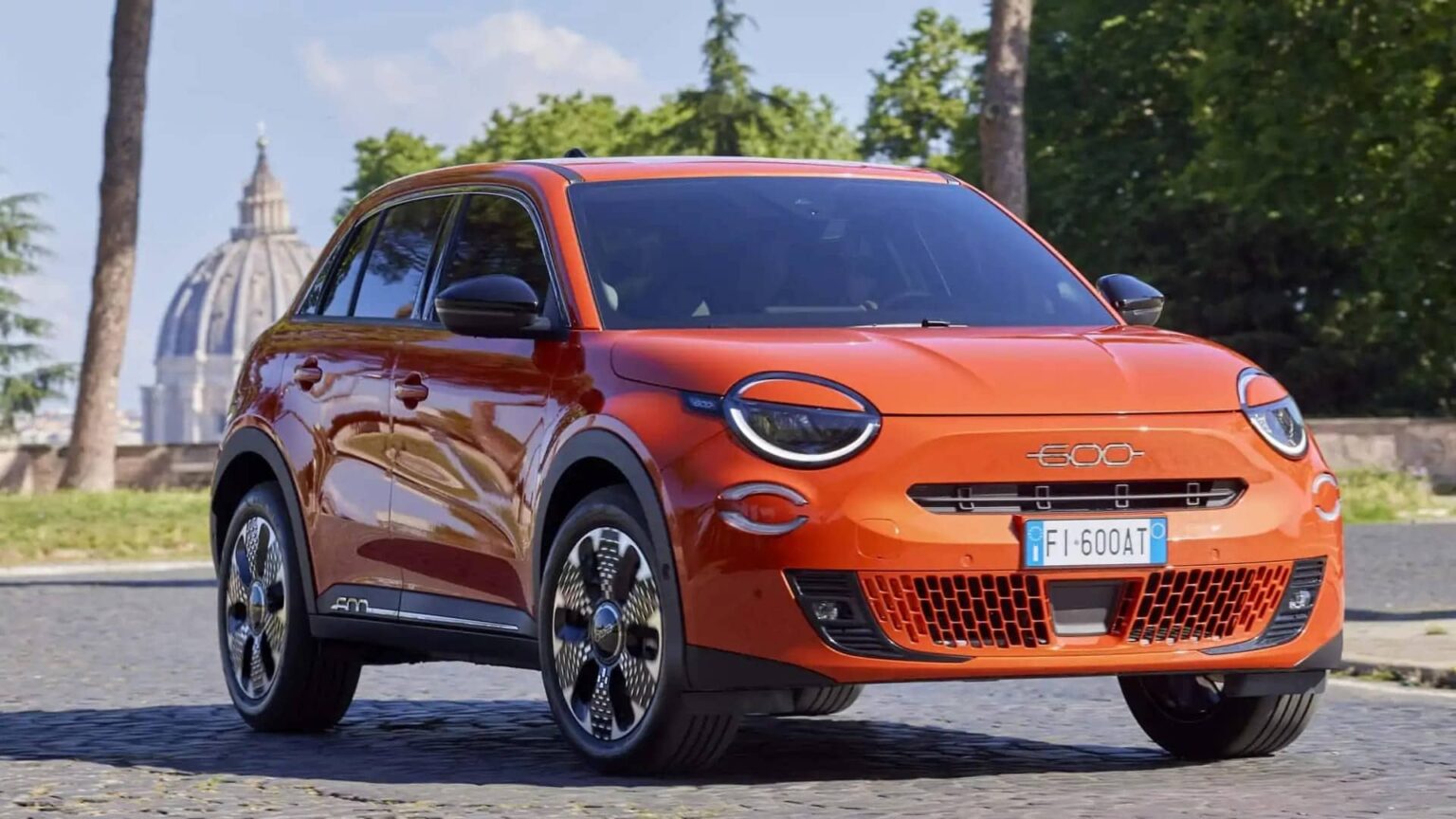 ¿Qué Sorprende del Nuevo Fiat 600e que Llegará en 2025?