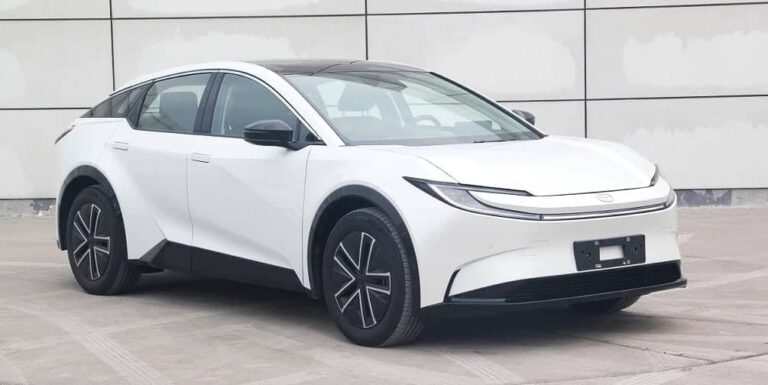 Toyota bZ3C: El SUV Eléctrico que Combina Estilo Prius y Tecnología BYD