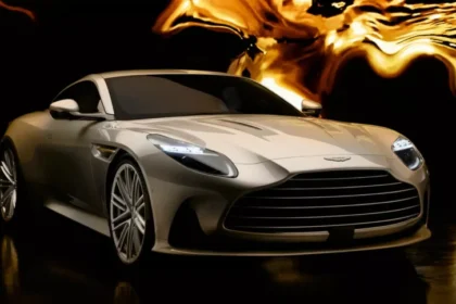 Aston Martin DB12 Goldfinger: Homenaje en oro de 18k para fans de James Bond