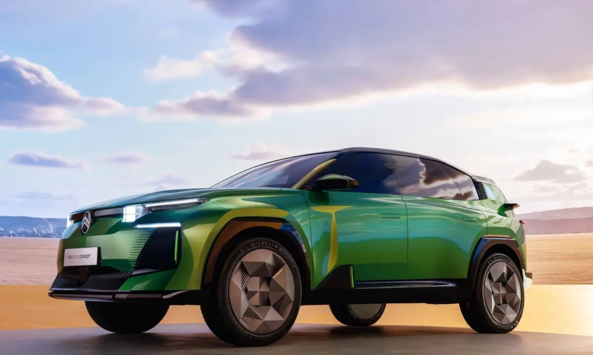 Citroën C5 Aircross: El Futuro SUV Familiar que Llegará en 2025 4 Citroën C5 Aircross 3/4 frente