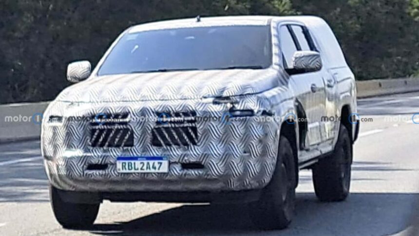 Mitsubishi L200 2025: Producida en Brasil para Rivalizar con Hilux