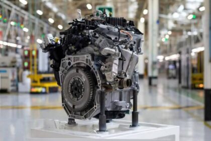 Presentación del nuevo motor 1.8 de Horse para el Bigster