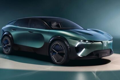 Renault Embleme: Redefiniendo la Alta Gama con Estilo Shooting Brake/Crossover