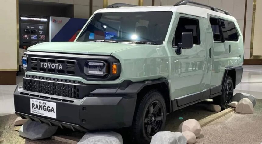 Toyota Hilux Rangga: Diseño de FJ Cruiser y Enfoque Funcional
