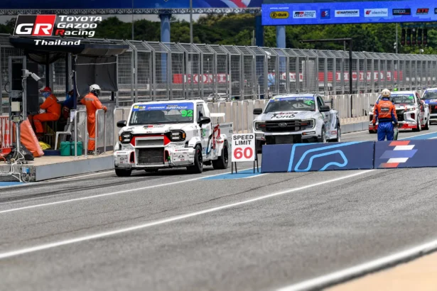 Toyota GR Transformó el Hilux Champ en un Auto de Competición