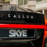Callum Skye: Lujo y Rendimiento en un Innovador Vehículo Eléctrico