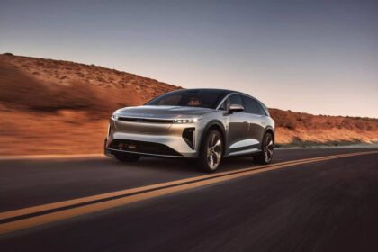 Lucid Gravity 2025: SUV Eléctrico de Lujo con 800 CV y 708 km de Autonomía