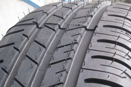 Neumáticos Inteligentes que se Adaptan a las Condiciones de Conducción para 2035