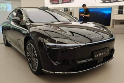 Stelato S9: El Futuro de los Sedanes Eléctricos de Lujo