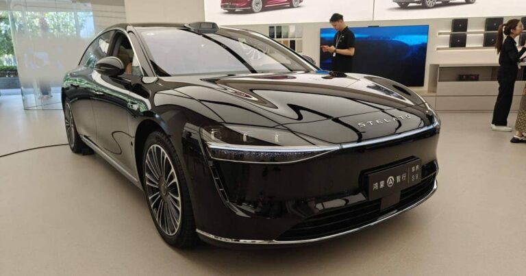 Stelato S9: El Futuro de los Sedanes Eléctricos de Lujo