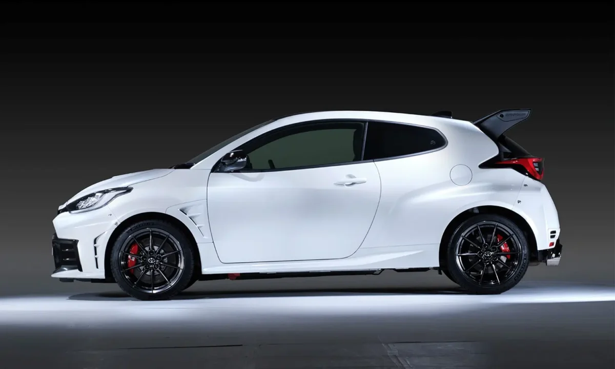 Toyota GR Yaris Aero.jpg Toyota GR Yaris M Concept lateral