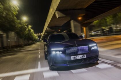 Rolls-Royce Black Badge Spectre: Un Lujo Eléctrico Extremadamente Radical
