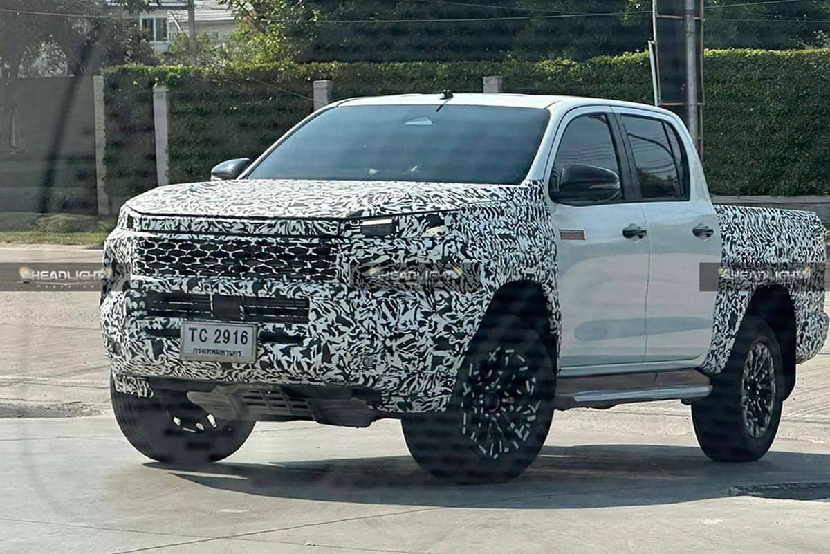 Toyota Hilux 2026: Todo lo que Sabemos Sobre la Nueva Pick-up 5 Toyota Hilux 2026 foto espia