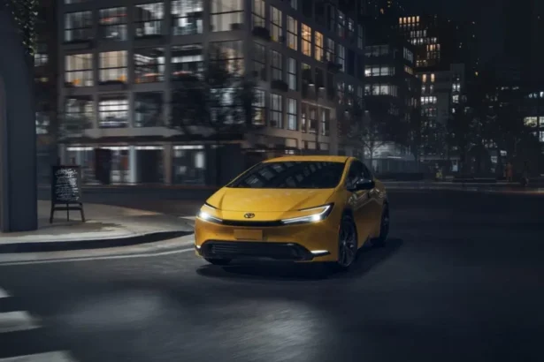 Toyota Prius 2025: Revolución Híbrida con 223 HP y 110 km de Autonomía Eléctrica