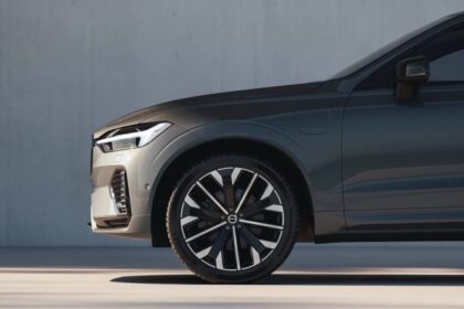 Volvo XC60 2025: Nuevo Diseño y Avances en Tecnología