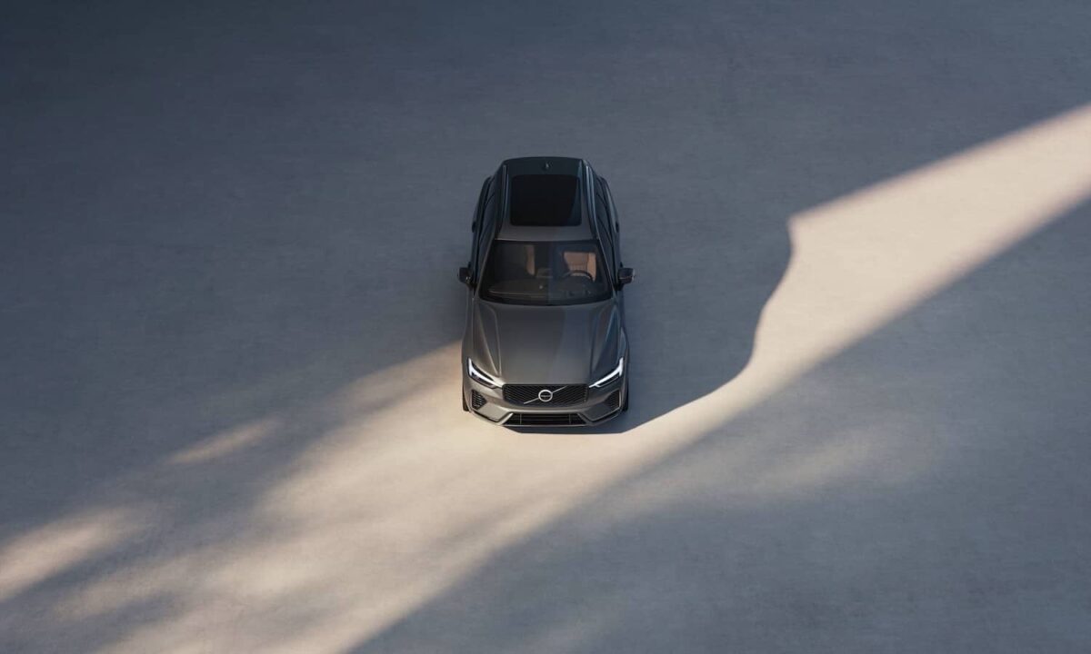 Refreshed Volvo XC60 2025 007 Volvo XC60 2025 frente arriba