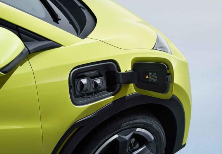 BYD Busca Optimizar la Carga Rápida: 300 km en Solo 5 Minutos