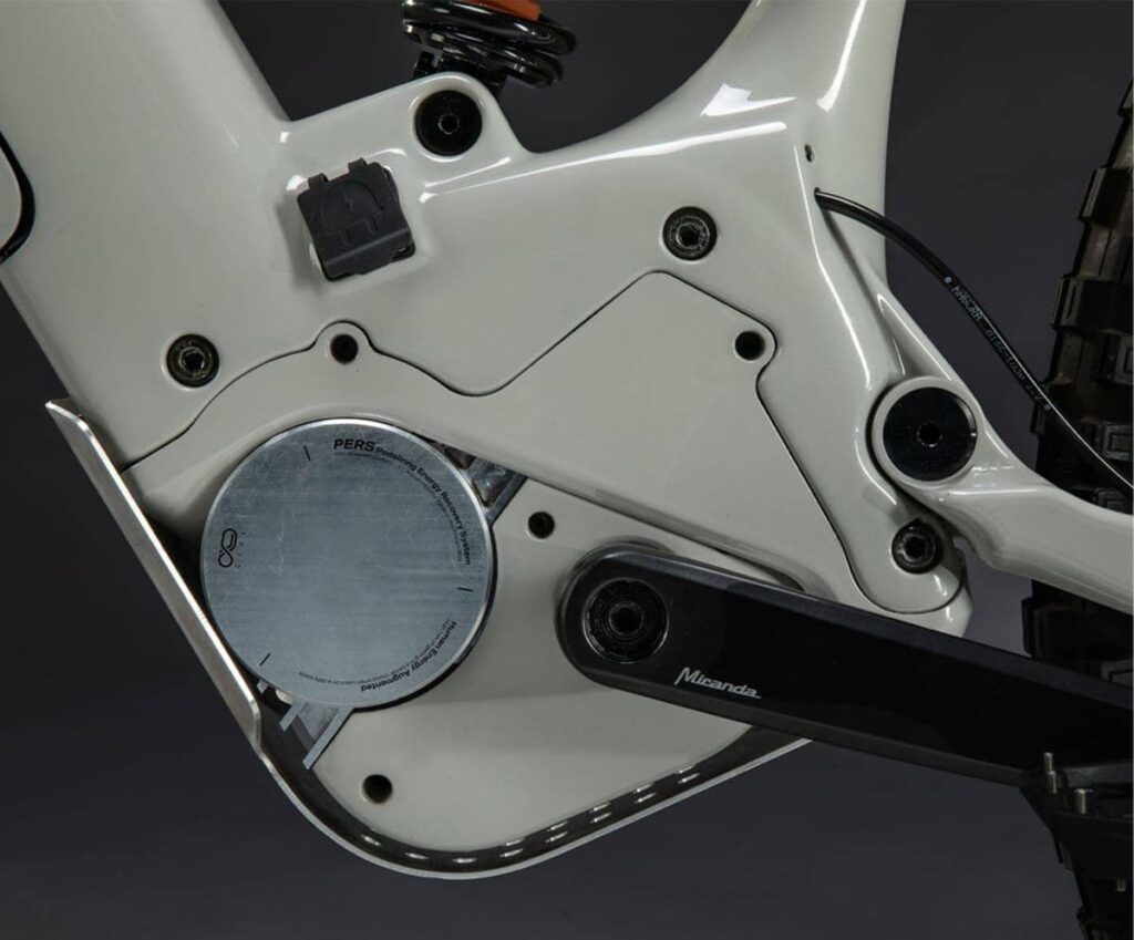 CIXI Heritage Chainless Altitude: Eléctrica, Tracción a las 2 Ruedas y Sin Cadena 3 CIXI Heritage Chainless Altitude 0002