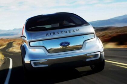 Ford Airstream Concept: El Visionario que Anticipó el Futuro de los Crossovers