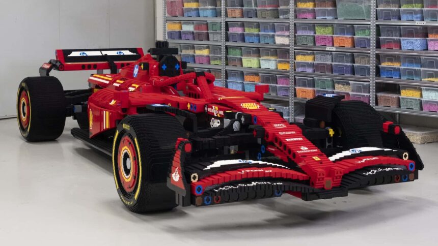 Lego Crea Réplica a Tamaño Real del Ferrari SF-24