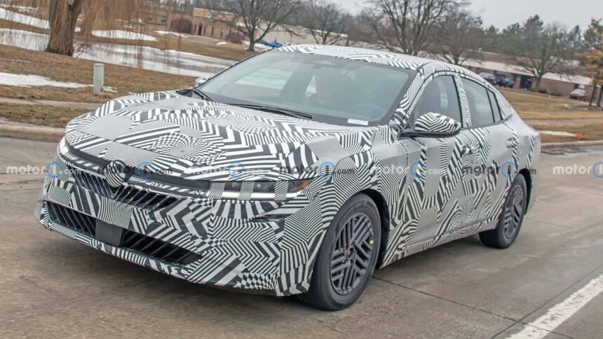 Nuevos Sedanes Nissan: ¿Sentra 2026 o Altima 2026 en camino?