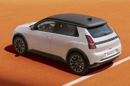 Renault 5 E-Tech Roland-Garros: Un Ícono Moderno y Deportivo