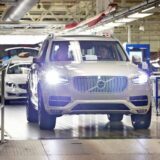 Volvo revisa 73,000 híbridos por riesgo de incendio: ¿Tu auto está incluido?