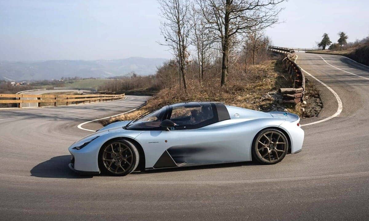 Dallara Stradale 2025: Una evolución que desafía las reglas del juego deportivo 2 Dallara Stradale 2025 lateral