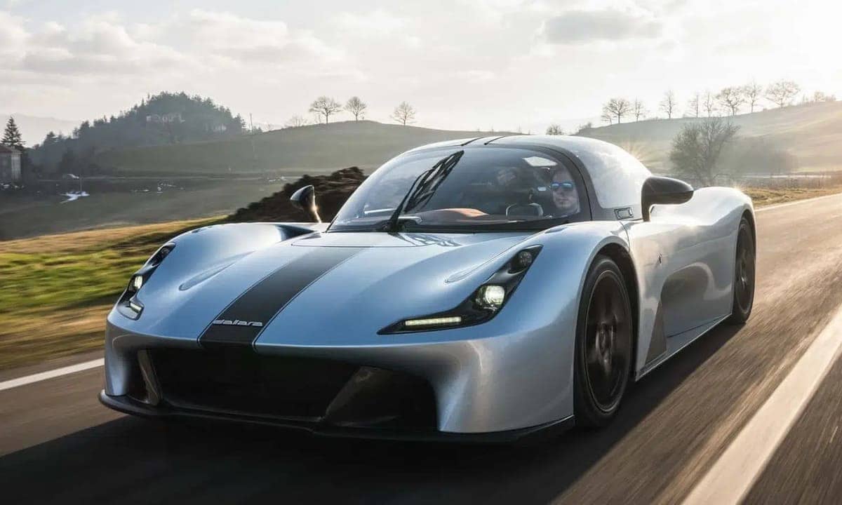 Dallara Stradale 2025: Una evolución que desafía las reglas del juego deportivo 4 Dallara Stradale 2025 frente