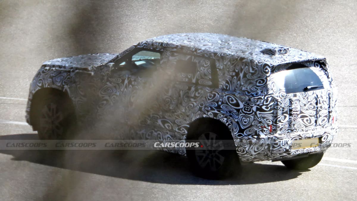 Land Rover Defender Sport EV: El SUV Eléctrico que Podría Redefinir el Off-Road 2 Land Rover Defender Sport EV camuflado