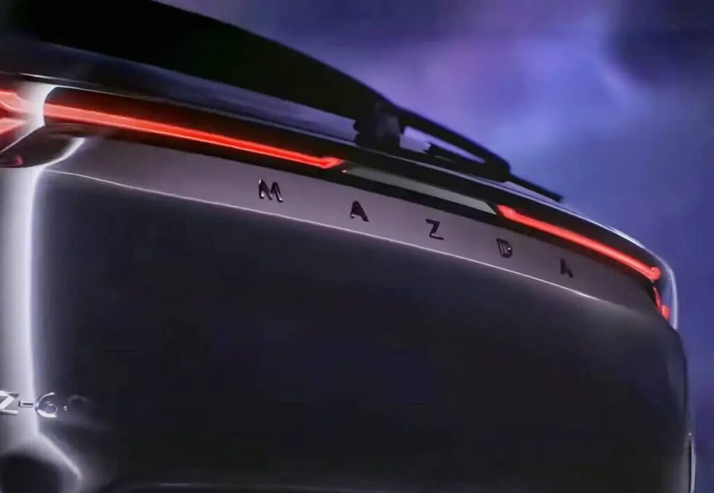 Mazda EZ-60: el SUV eléctrico japonés con alma china Fotos y Videos Oficiales 4 Mazda EZ-60 detras