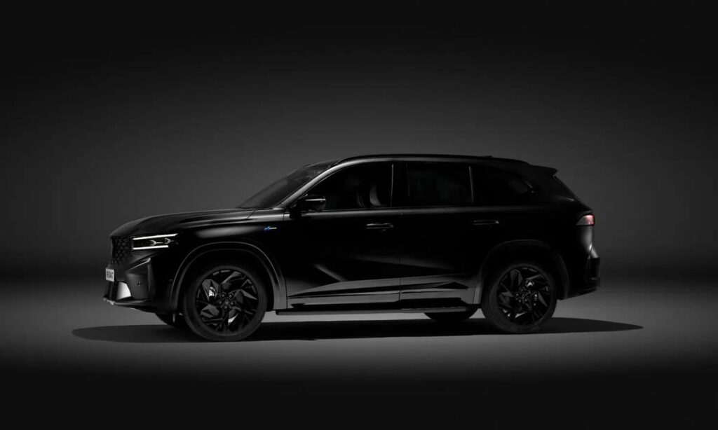 Renault Grand Koleos Esprit Alpine Noir: Un SUV que redefine el lujo accesible 4 Renault Grand Koleos Esprit Alpine Noir lateral
