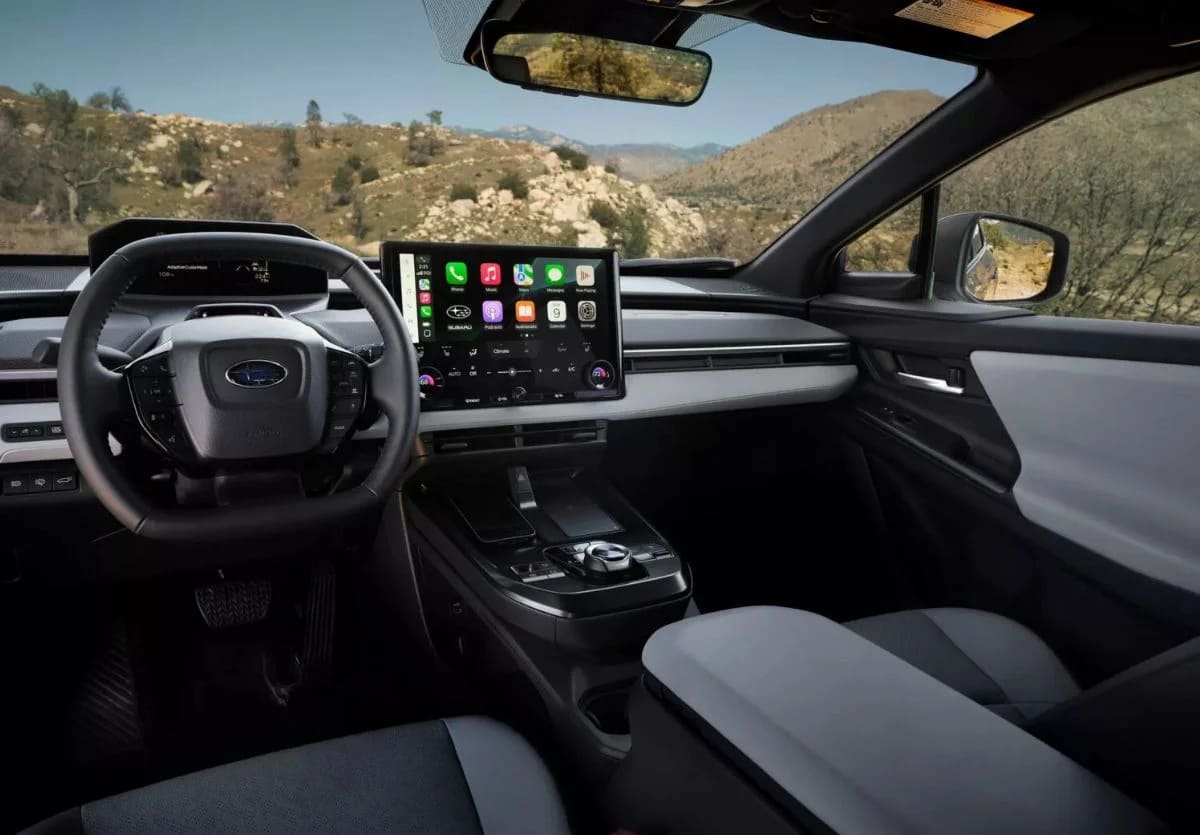 Subaru Trailseeker: El Nuevo SUV Eléctrico presentado en el Salón del Automóvil de Nueva York 5 Subaru Trailseeker interior